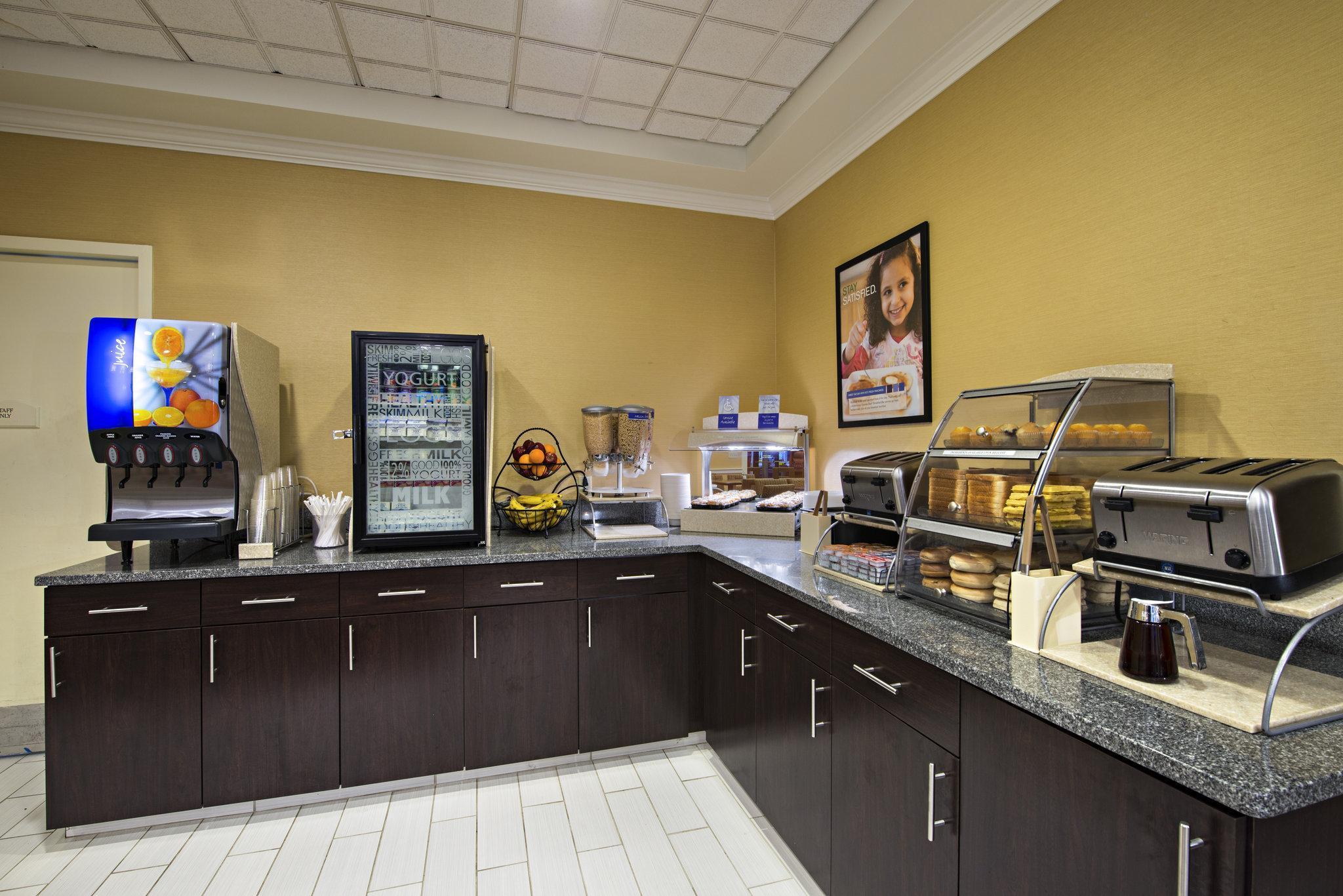 Holiday Inn Express & Suites Boston - Cambridge By Ihg Eksteriør billede