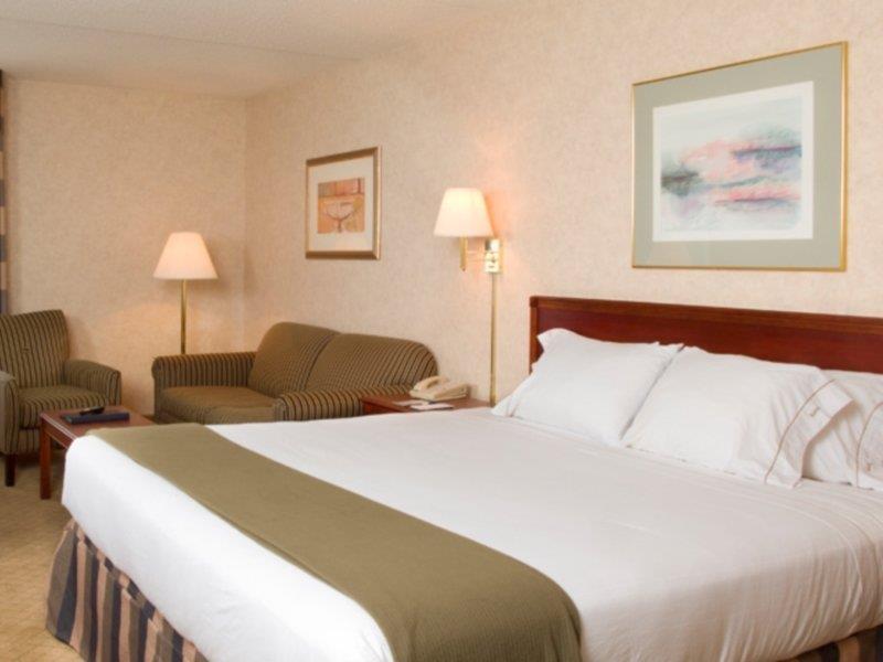 Holiday Inn Express & Suites Boston - Cambridge By Ihg Eksteriør billede