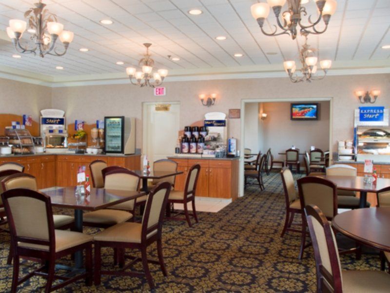 Holiday Inn Express & Suites Boston - Cambridge By Ihg Eksteriør billede