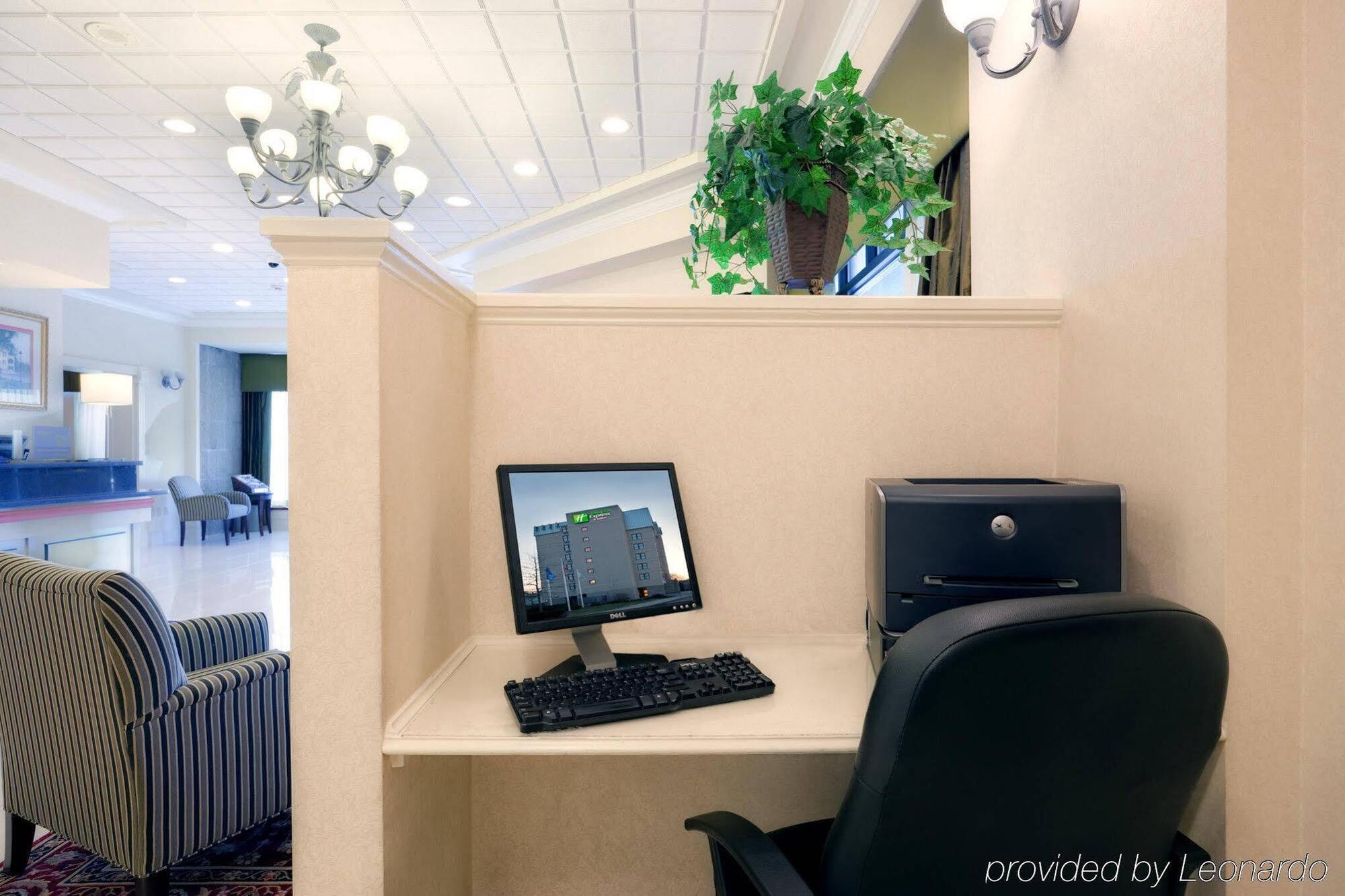 Holiday Inn Express & Suites Boston - Cambridge By Ihg Eksteriør billede